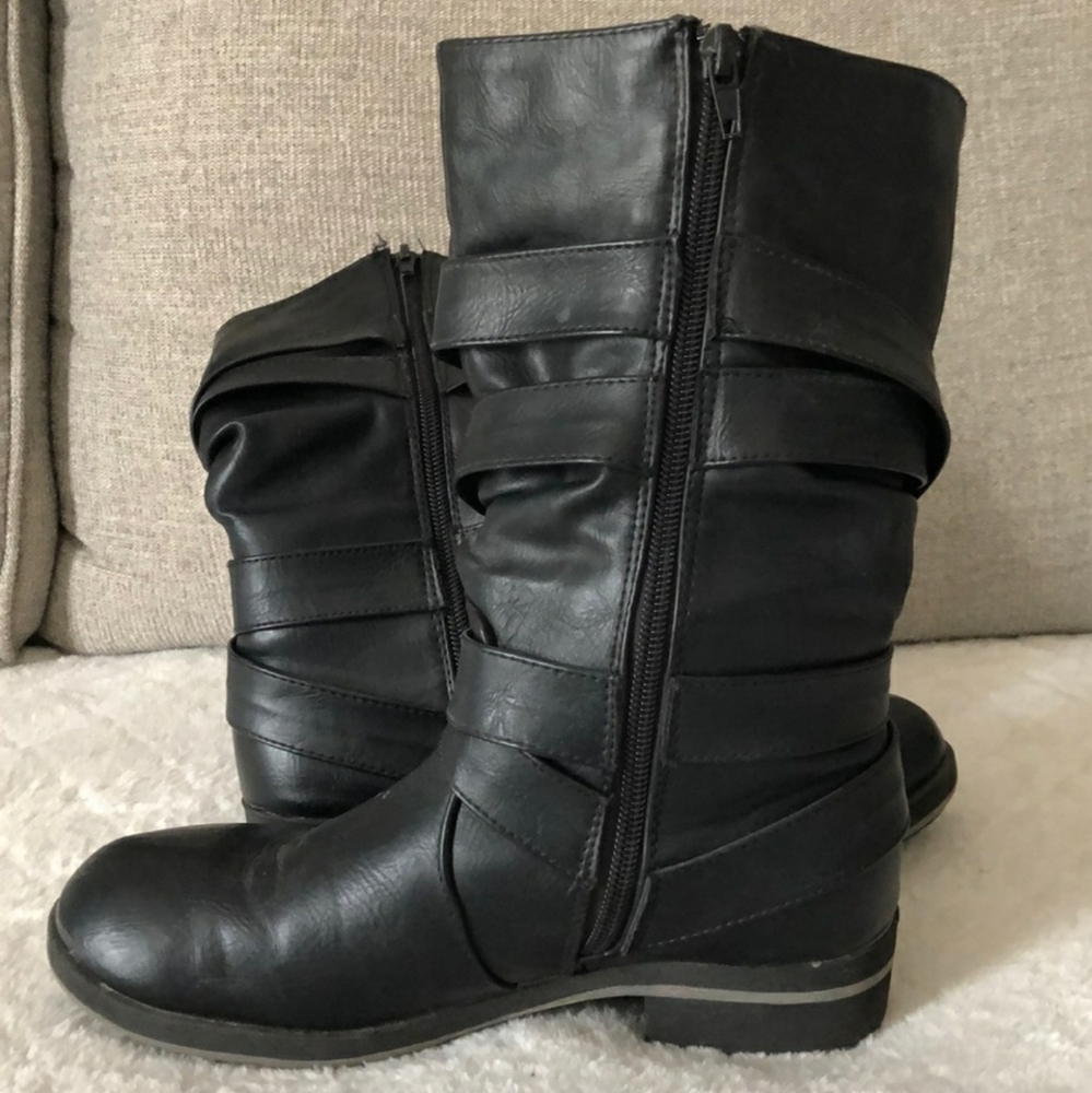 Boots - Picture 2 of 4